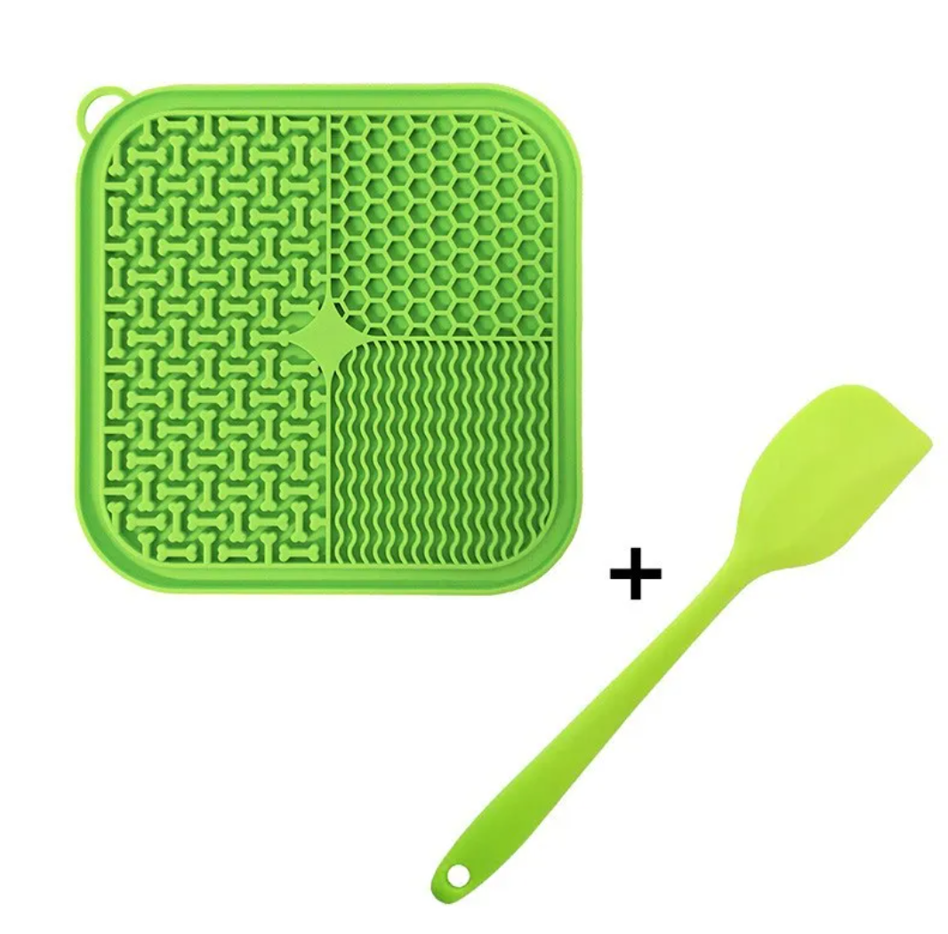 Zenpelo Calming Lick Mat for Dogs — Free Spatula Included